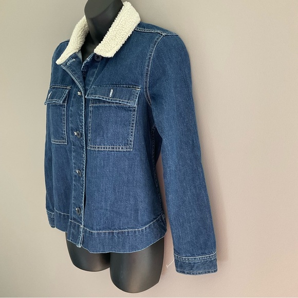 Madewell jean jacket - Picture 2 of 4